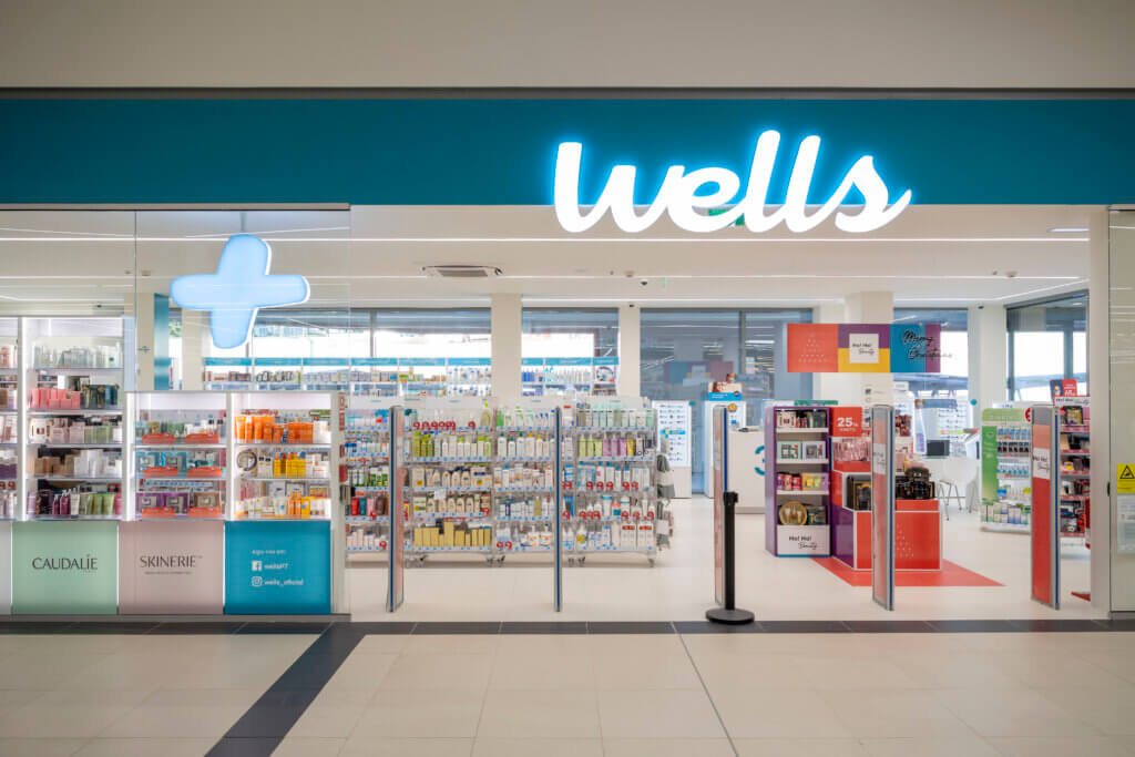 WELLS STORES ALREADY SELL NON-PRECRIPTION MEDICINE ONLINE - MC
